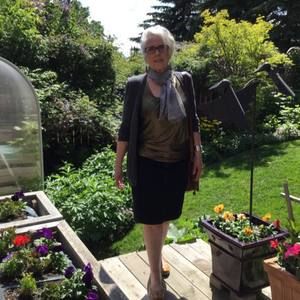 Meet your Posher, Deanna